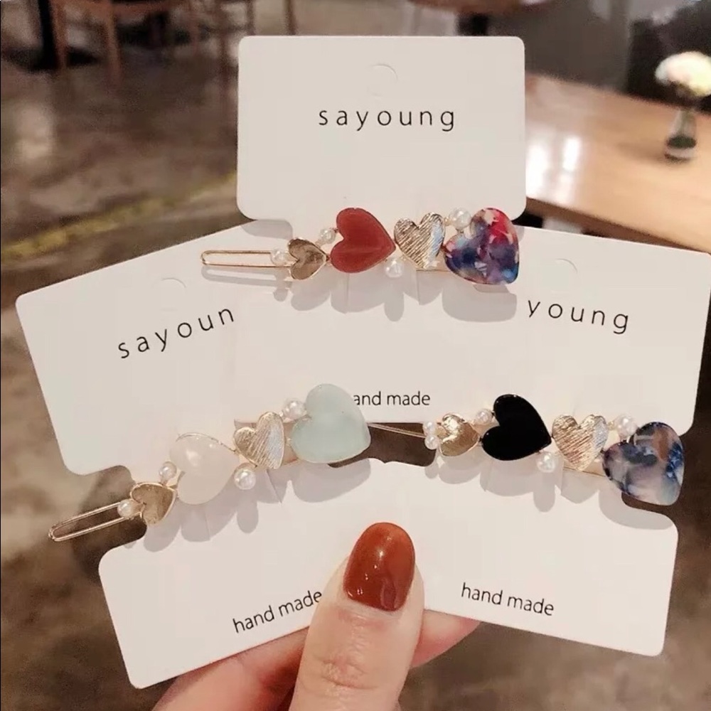 Hair clips